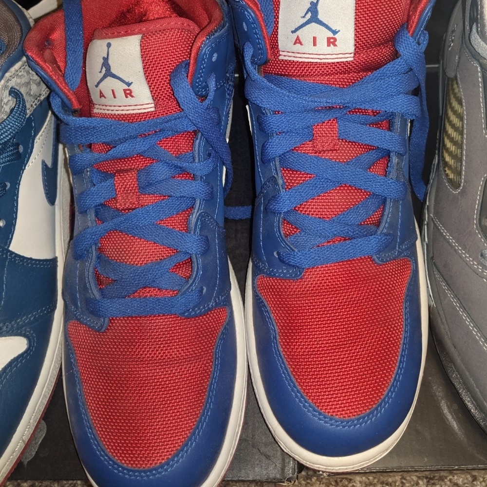 Jordan Retro 1s